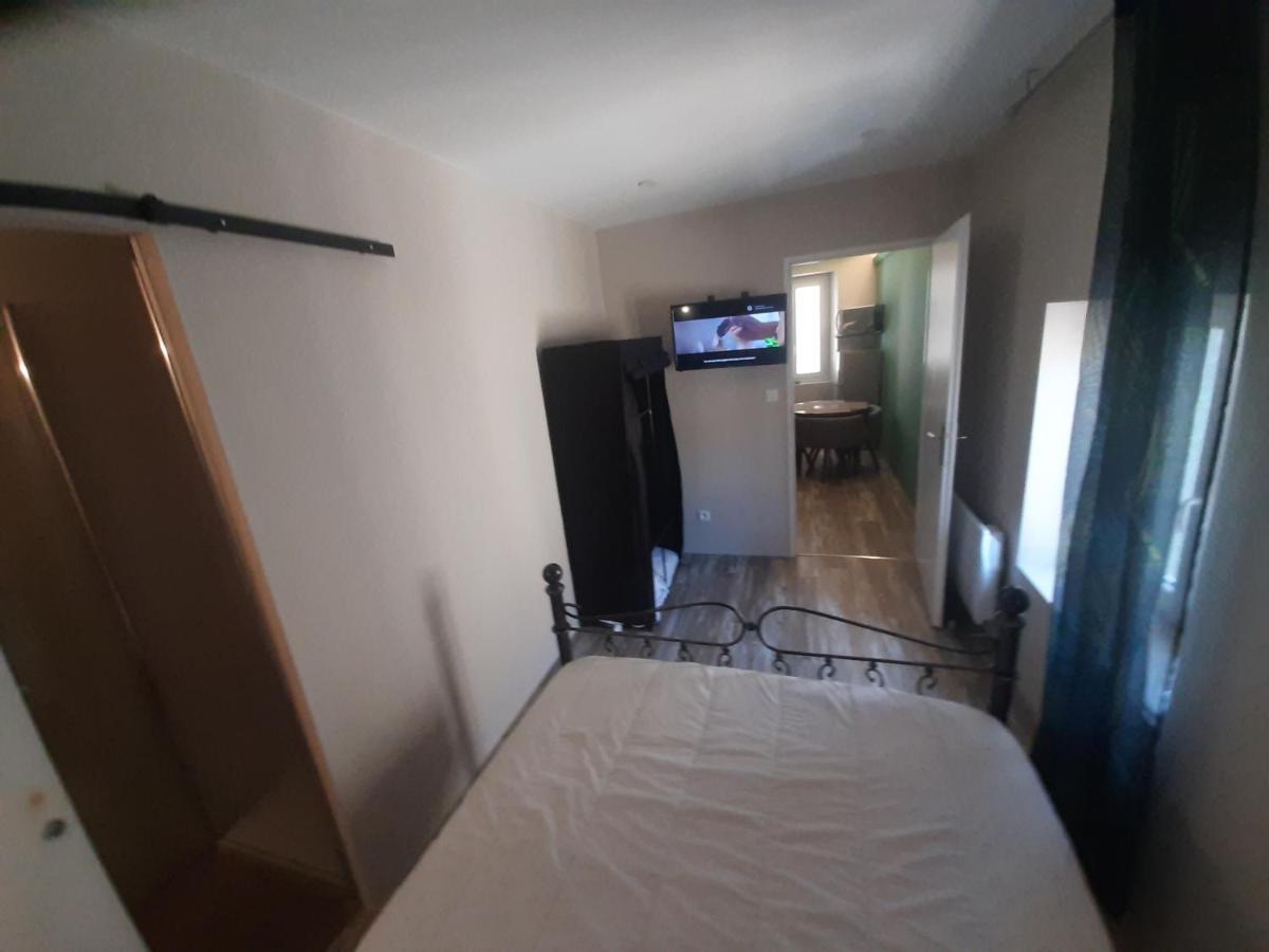3 Apt T2 Cosy De 40 A 50 M2 Ideal Pour Un Deplacement Pro " Les Iris " Bourg-Saint-Andéol Екстериор снимка